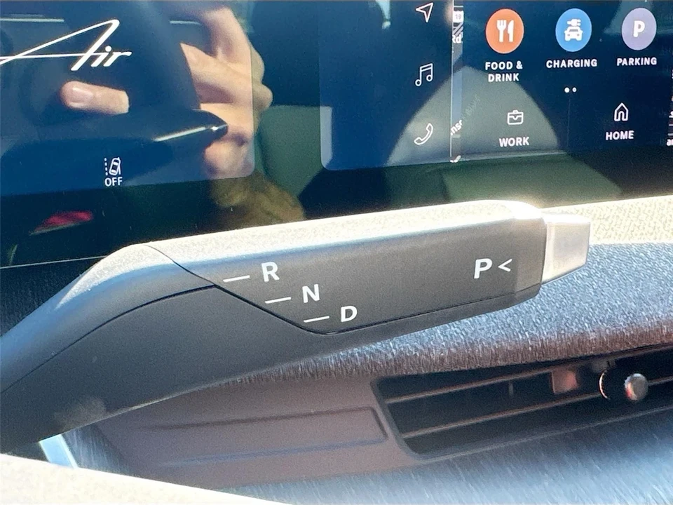 2023 Lucid Air - Image 16 of 21