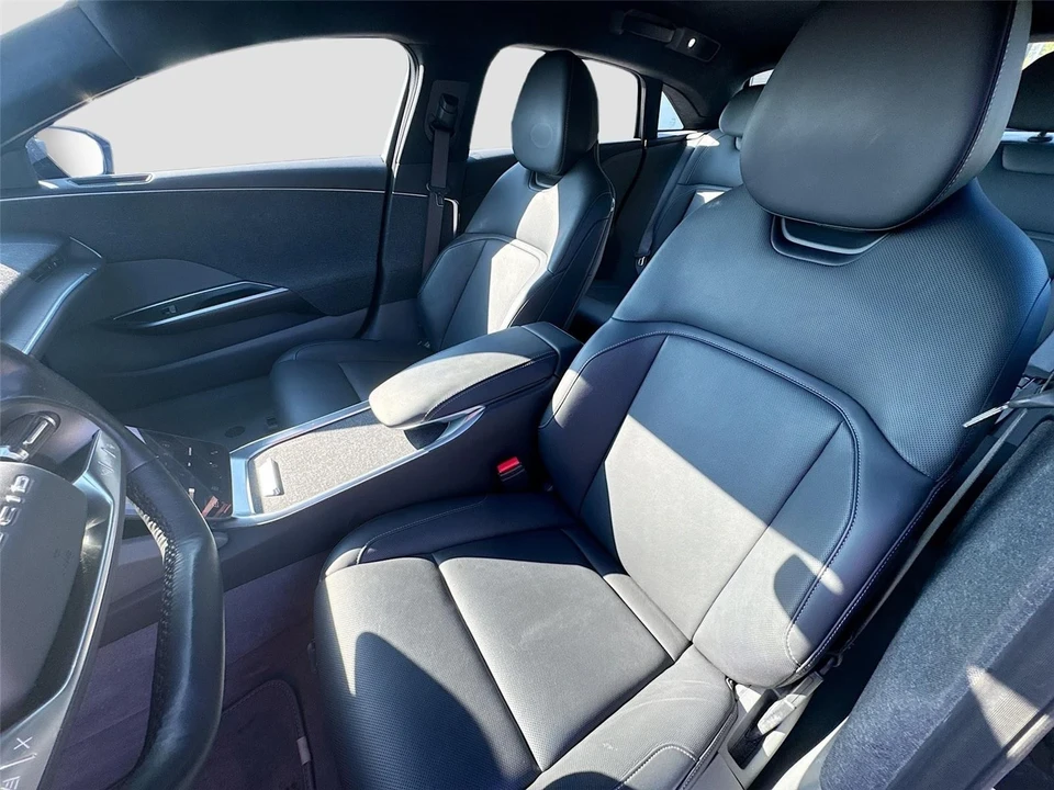2023 Lucid Air - Image 19 of 21