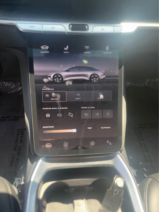 2023 Lucid Air - Image 9 of 12