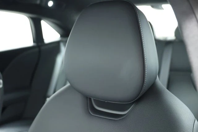 2023 Lucid Air - Image 18 of 21