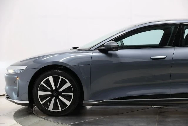 2023 Lucid Air - Image 7 of 12