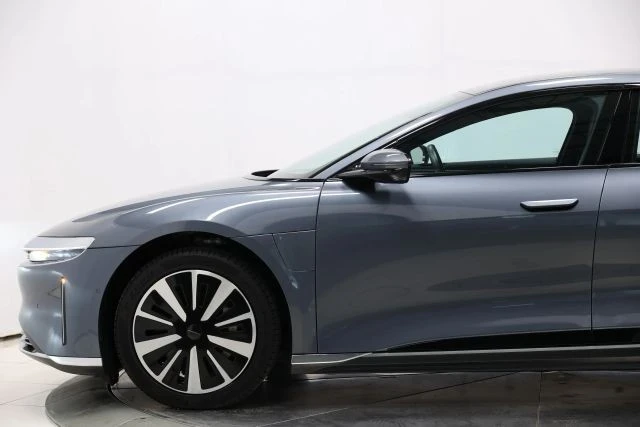 2023 Lucid Air - Image 7 of 12