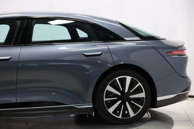 2023 Lucid Air - Image 8 of 12