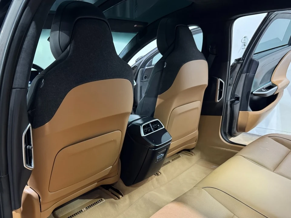 2023 Lucid Air - Image 17 of 21