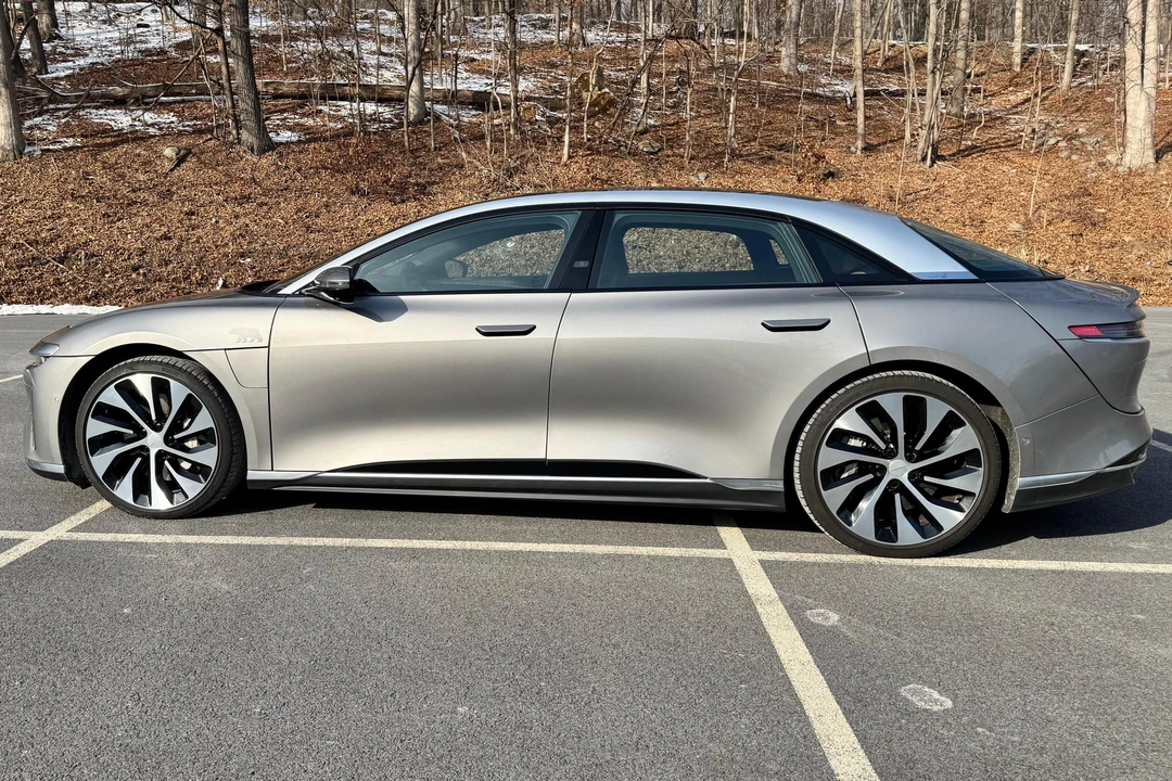 2023 Lucid Air - Image 3 of 31