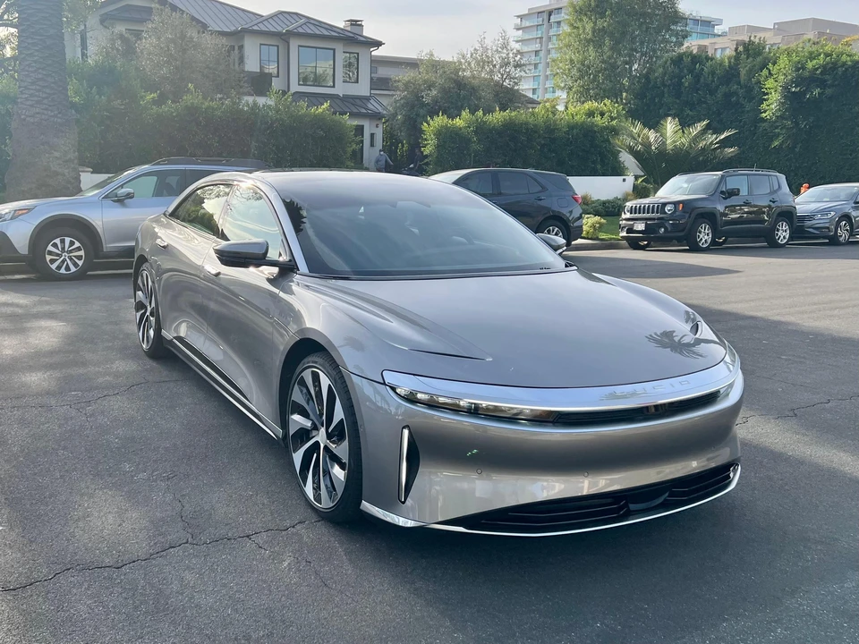 2023 Lucid Air - Image 24 of 31