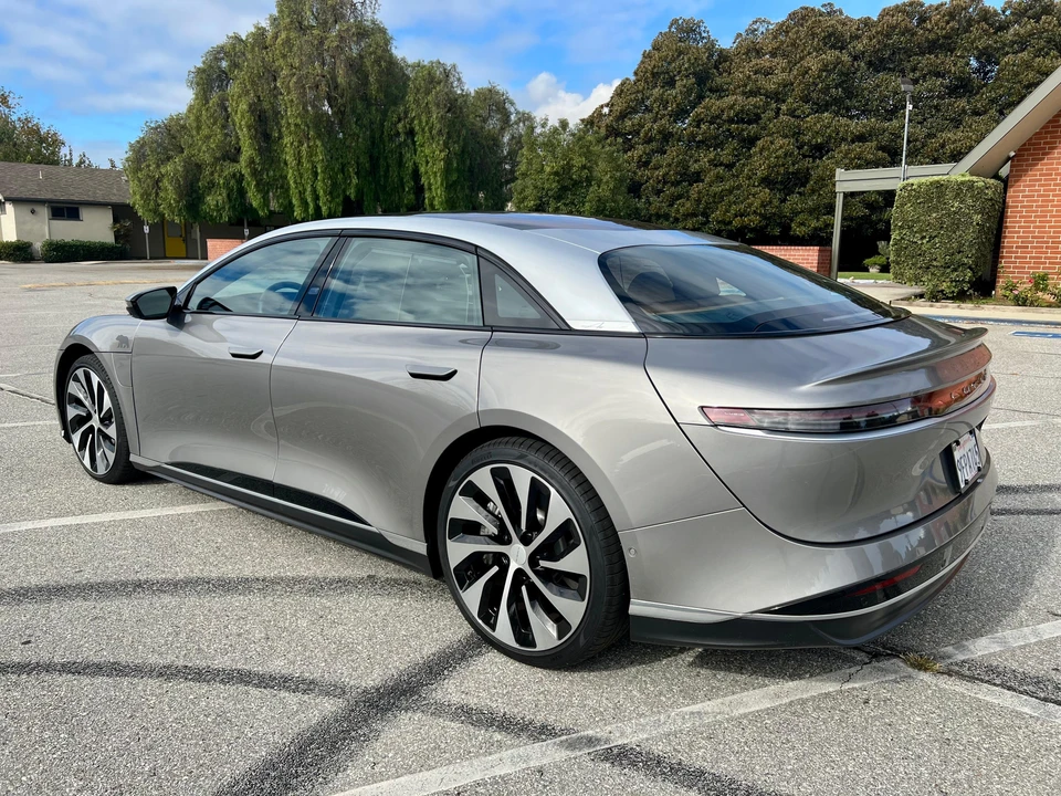 2023 Lucid Air - Image 11 of 31