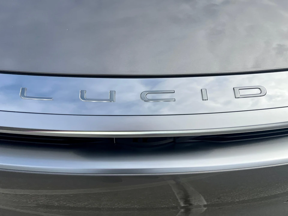 2023 Lucid Air - Image 27 of 31