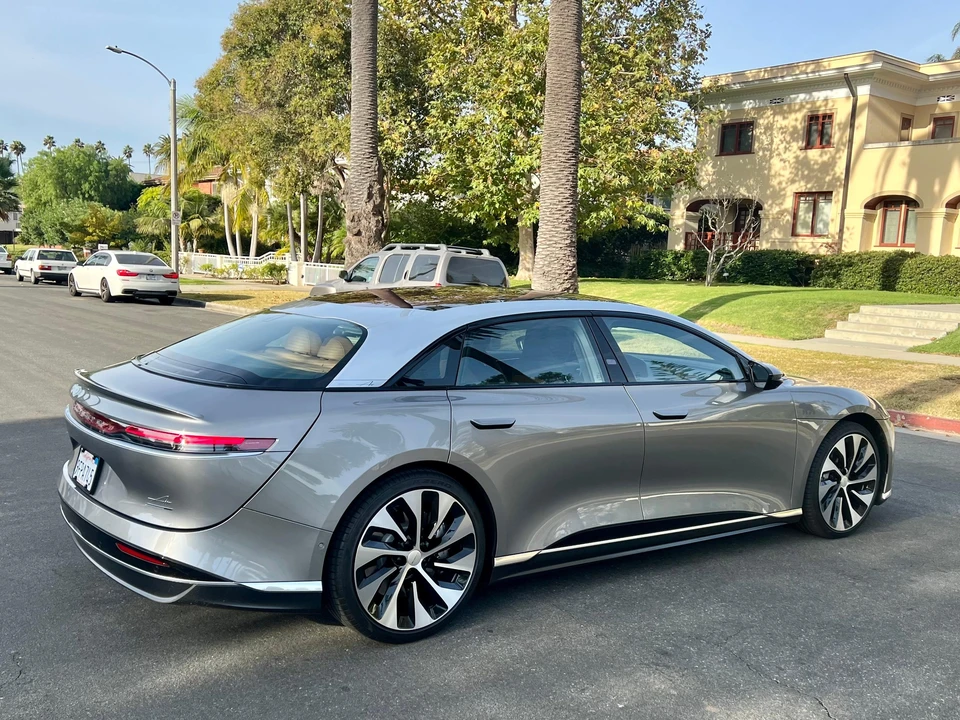 2023 Lucid Air - Image 21 of 31