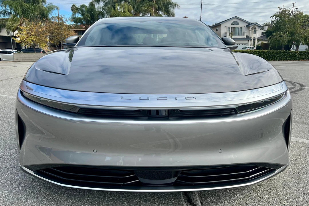 2023 Lucid Air - Image 2 of 31