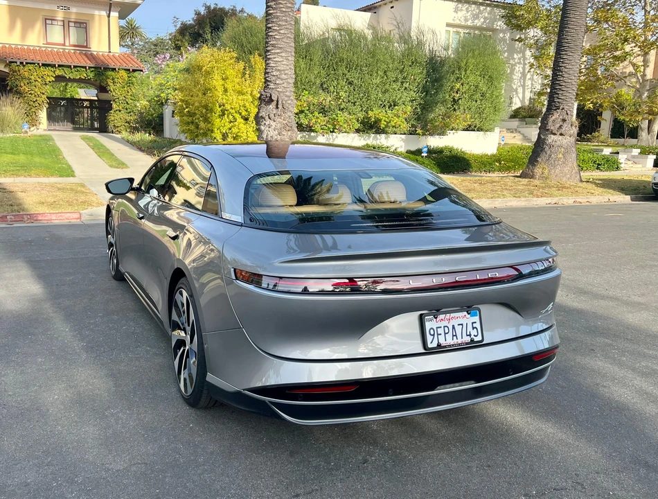 2023 Lucid Air - Image 14 of 31