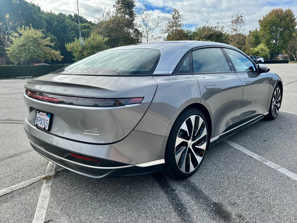 2023 Lucid Air - Image 20 of 31