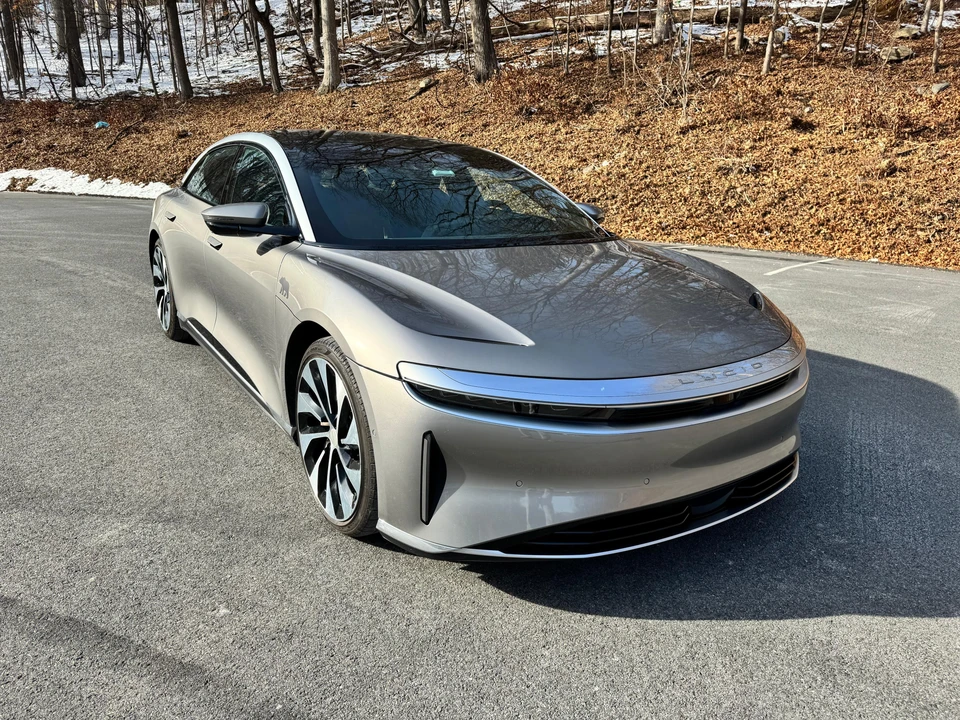 2023 Lucid Air - Image 16 of 31