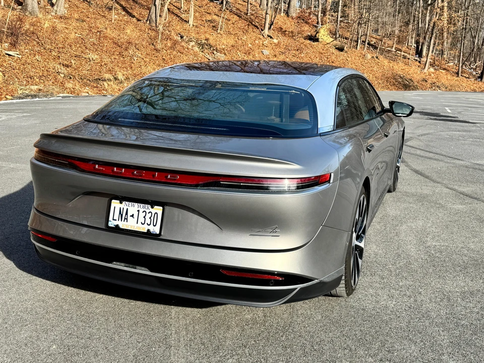 2023 Lucid Air - Image 12 of 31