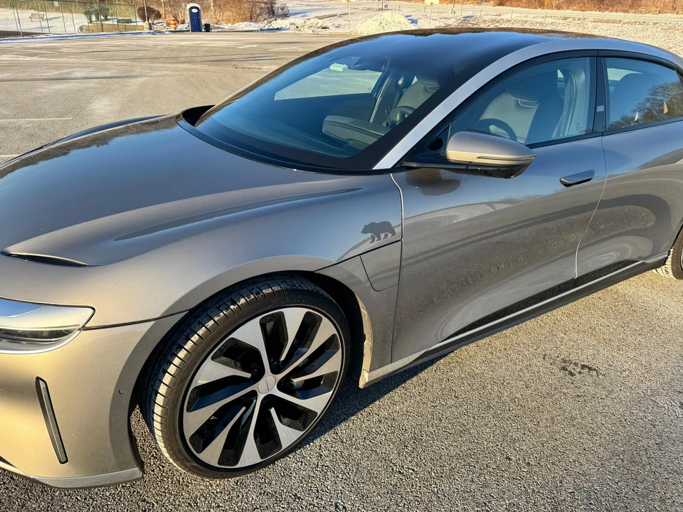 2023 Lucid Air - Image 24 of 31