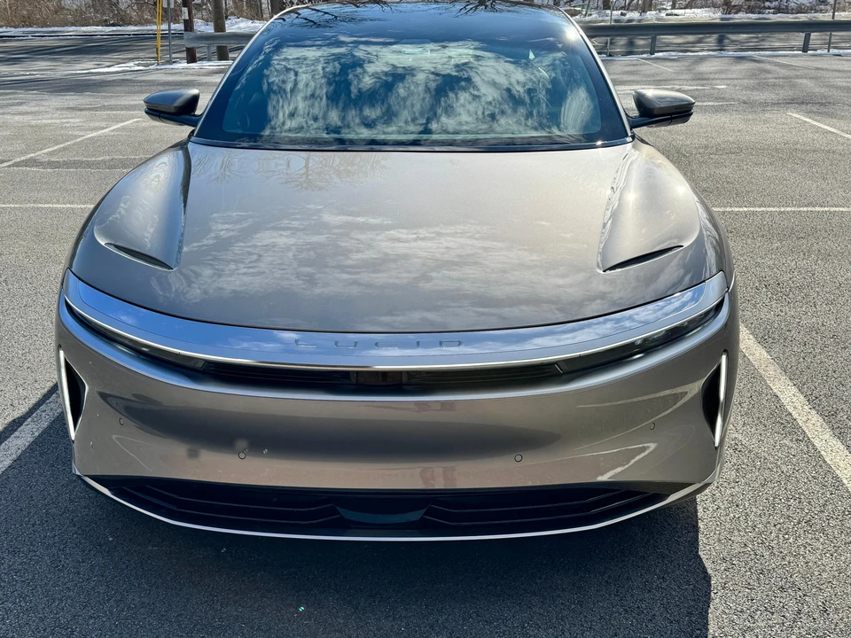 2023 Lucid Air - Image 7 of 31