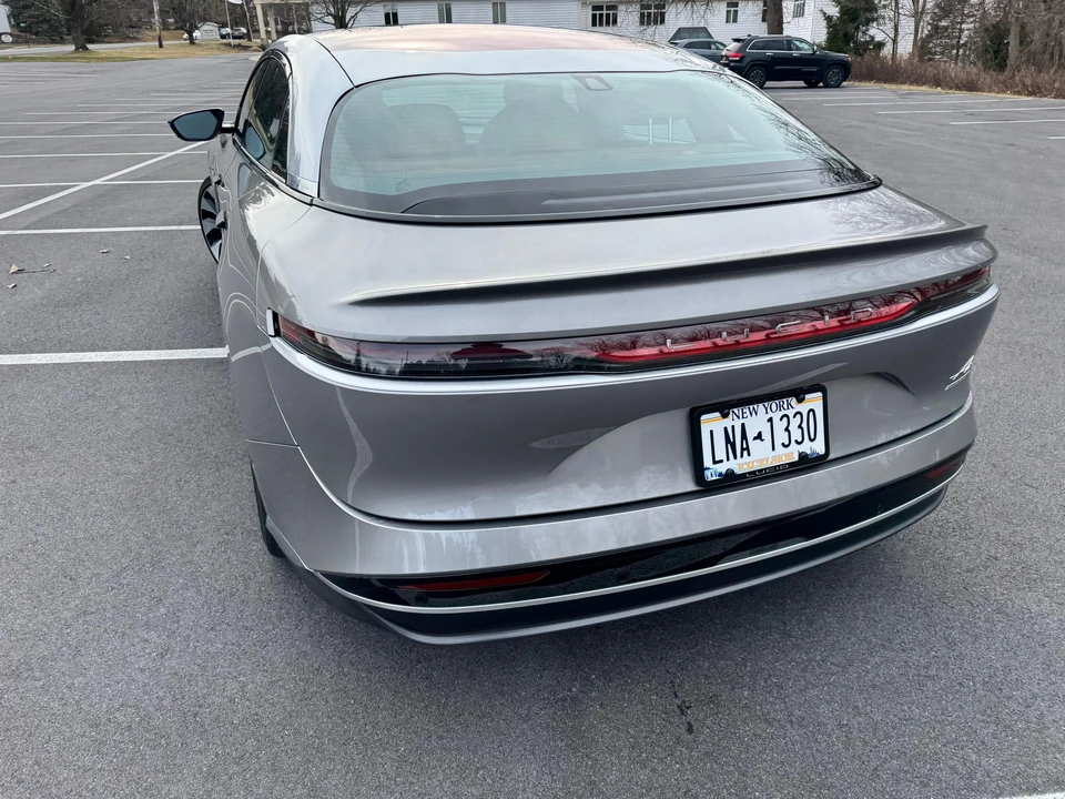 2023 Lucid Air - Image 10 of 31