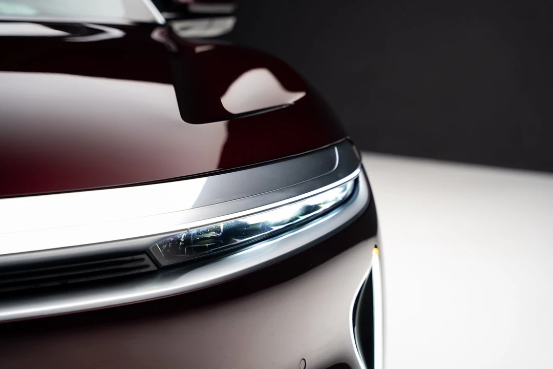 2023 Lucid Air - Image 10 of 12