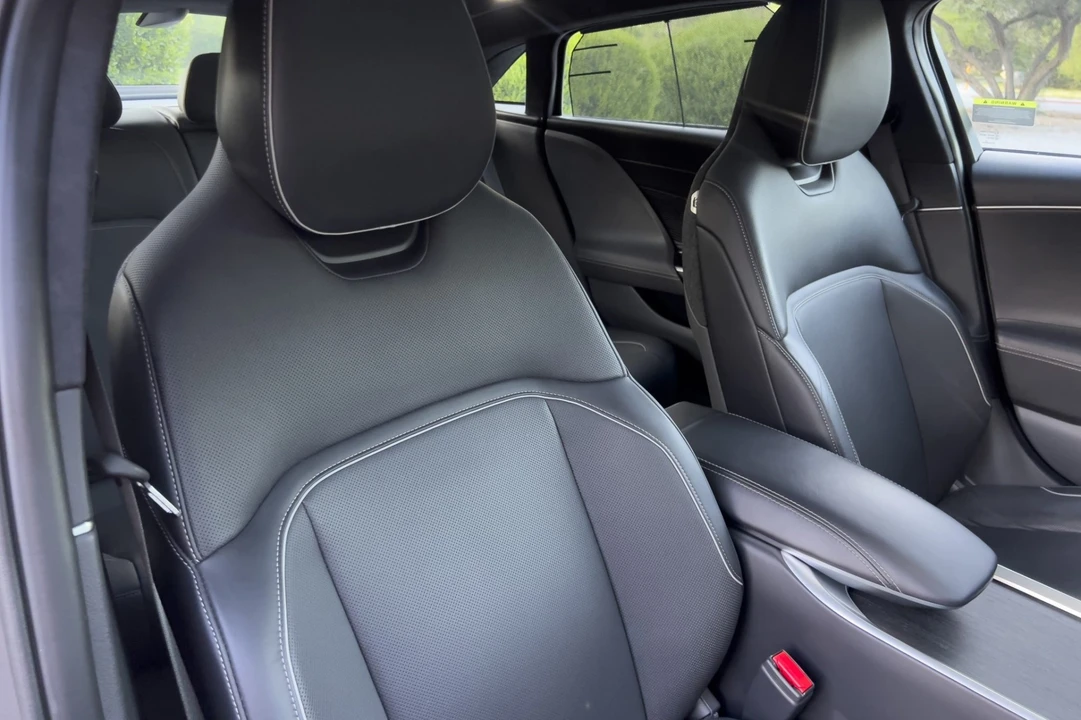 2023 Lucid Air - Image 4 of 6