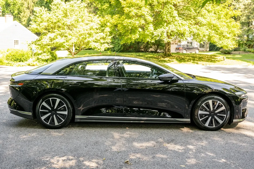 2023 Lucid Air - Image 6 of 6