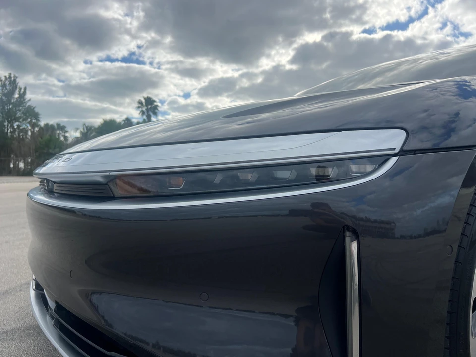 2023 Lucid Air - Image 27 of 31