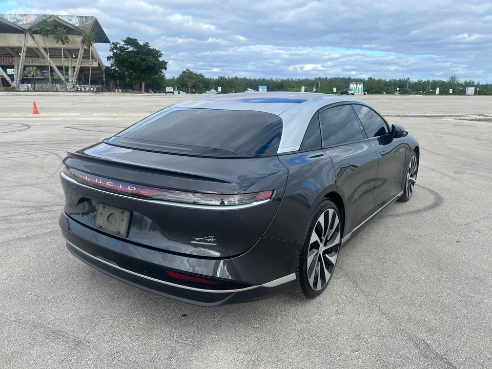 2023 Lucid Air - Image 11 of 31