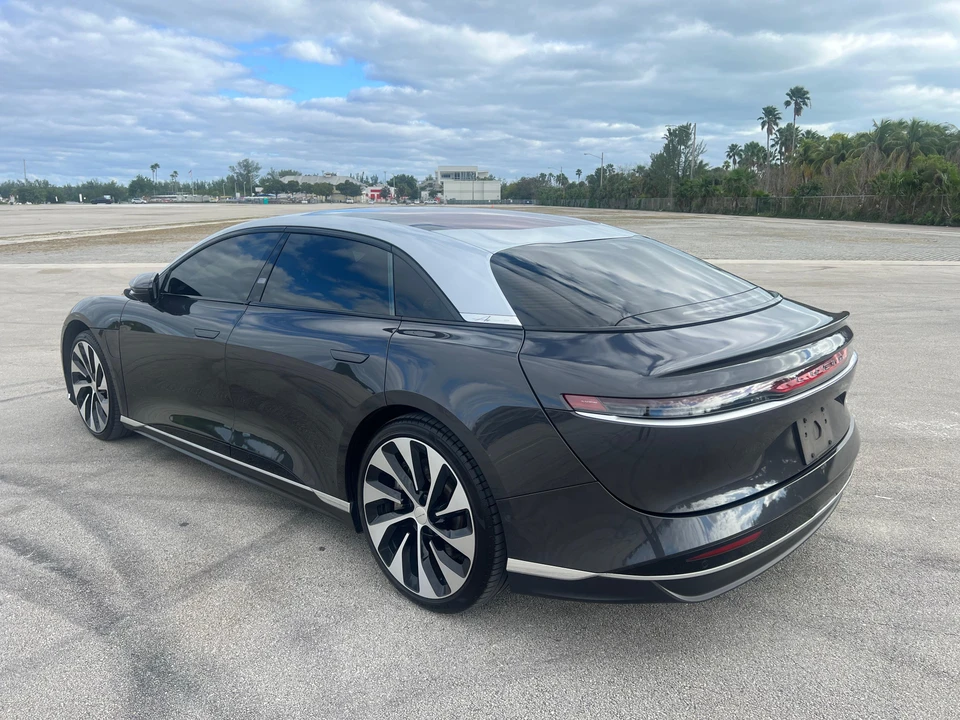 2023 Lucid Air - Image 10 of 31