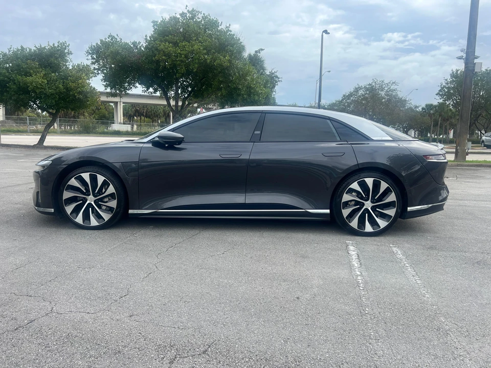 2023 Lucid Air - Image 8 of 31