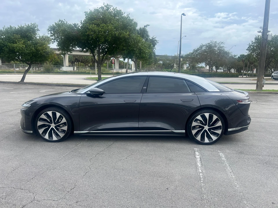 2023 Lucid Air - Image 9 of 31