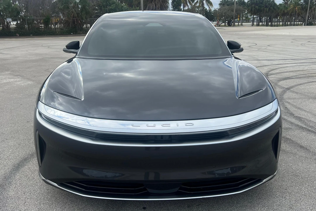 2023 Lucid Air - Image 2 of 31