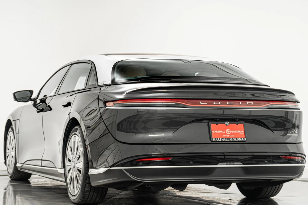 2023 Lucid Air - Image 7 of 12