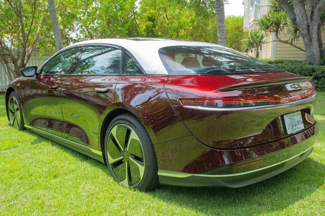 2023 Lucid Air - Image 4 of 31