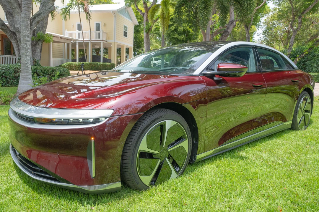 2023 Lucid Air - Image 8 of 31