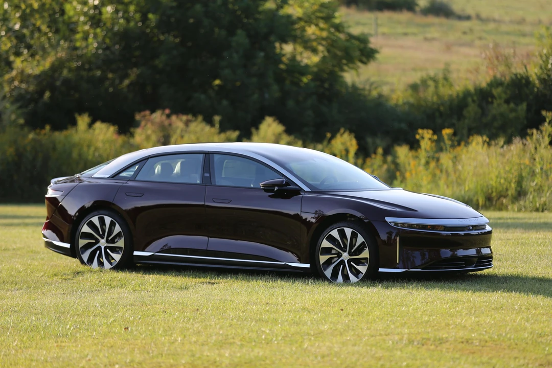 2023 Lucid Air - Image 12 of 31
