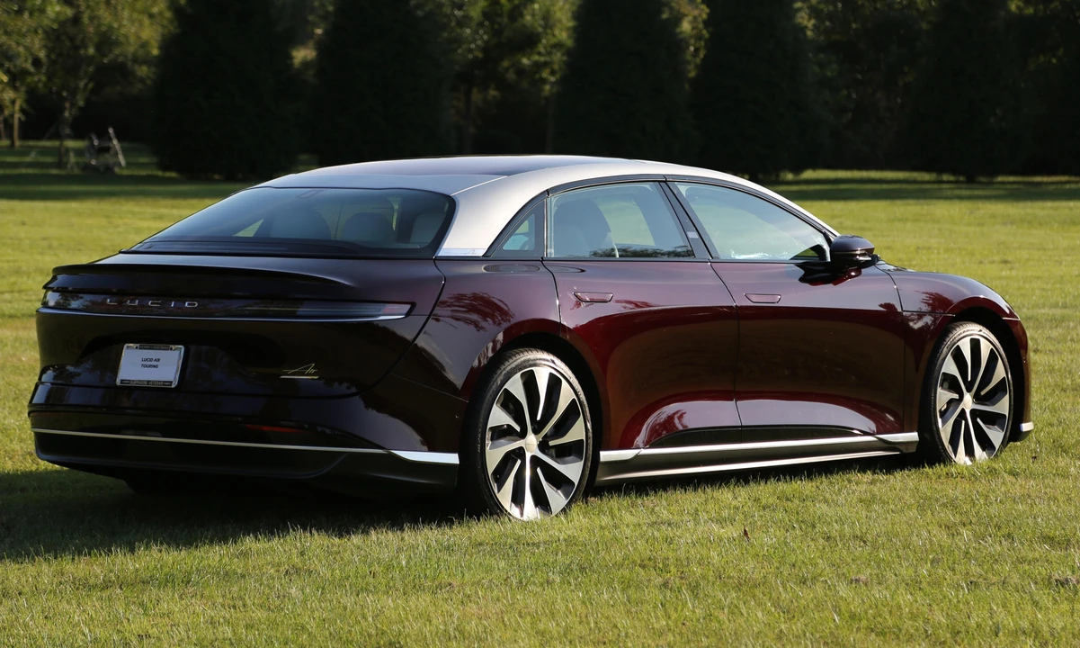 2023 Lucid Air - Image 11 of 31
