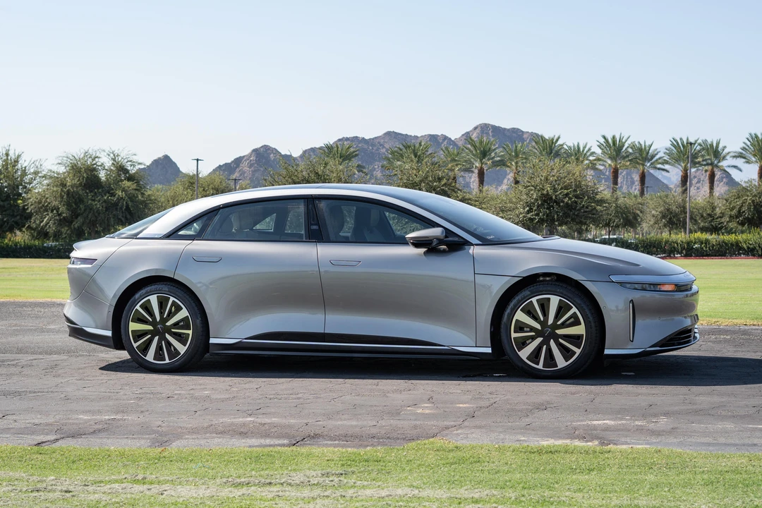 2023 Lucid Air - Image 8 of 31
