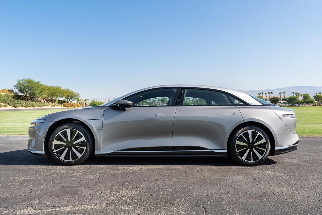 2023 Lucid Air - Image 3 of 31