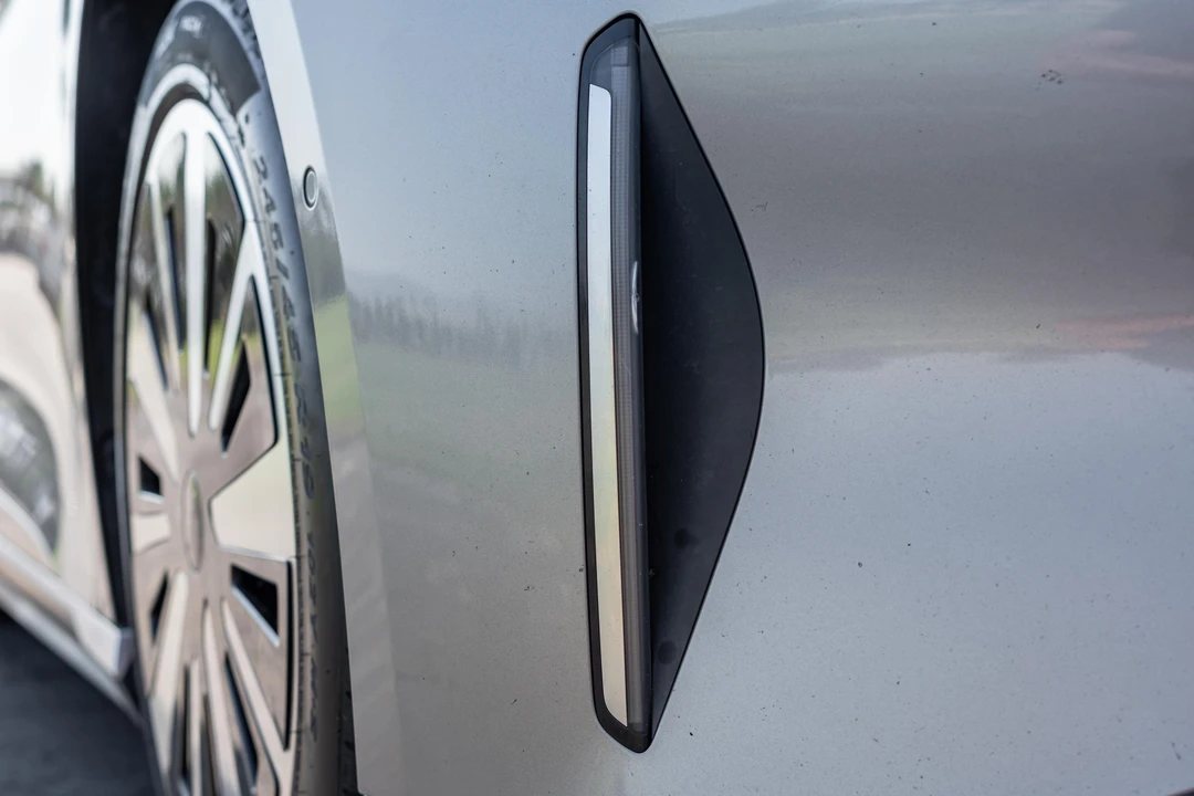 2023 Lucid Air - Image 9 of 31