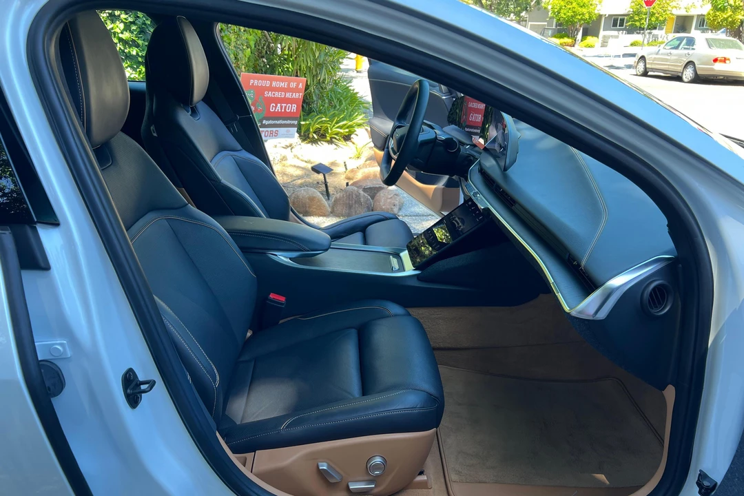 2023 Lucid Air - Image 16 of 31