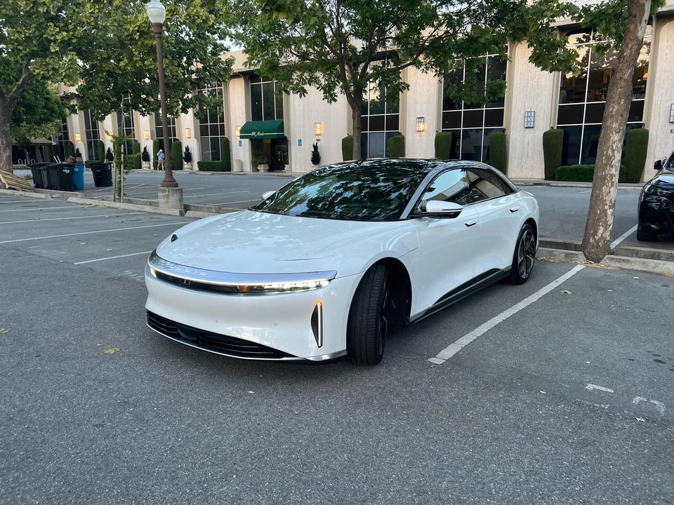 2023 Lucid Air - Image 7 of 31
