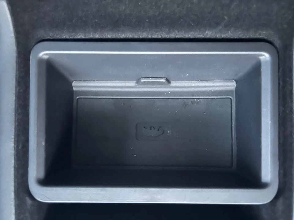 2023 Lucid Air - Image 29 of 31