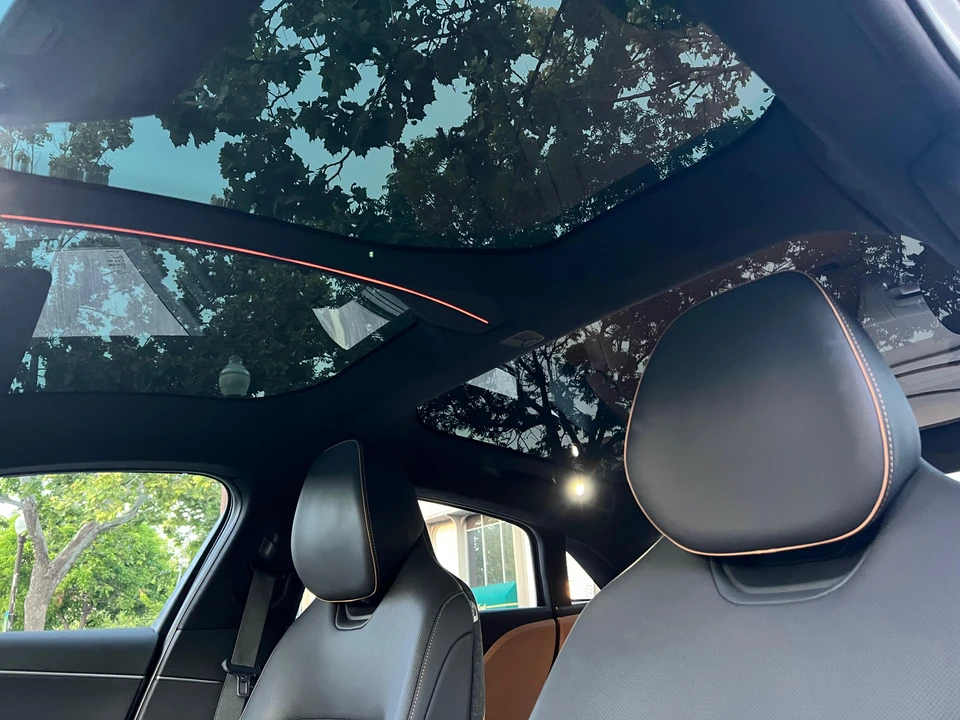 2023 Lucid Air - Image 30 of 31