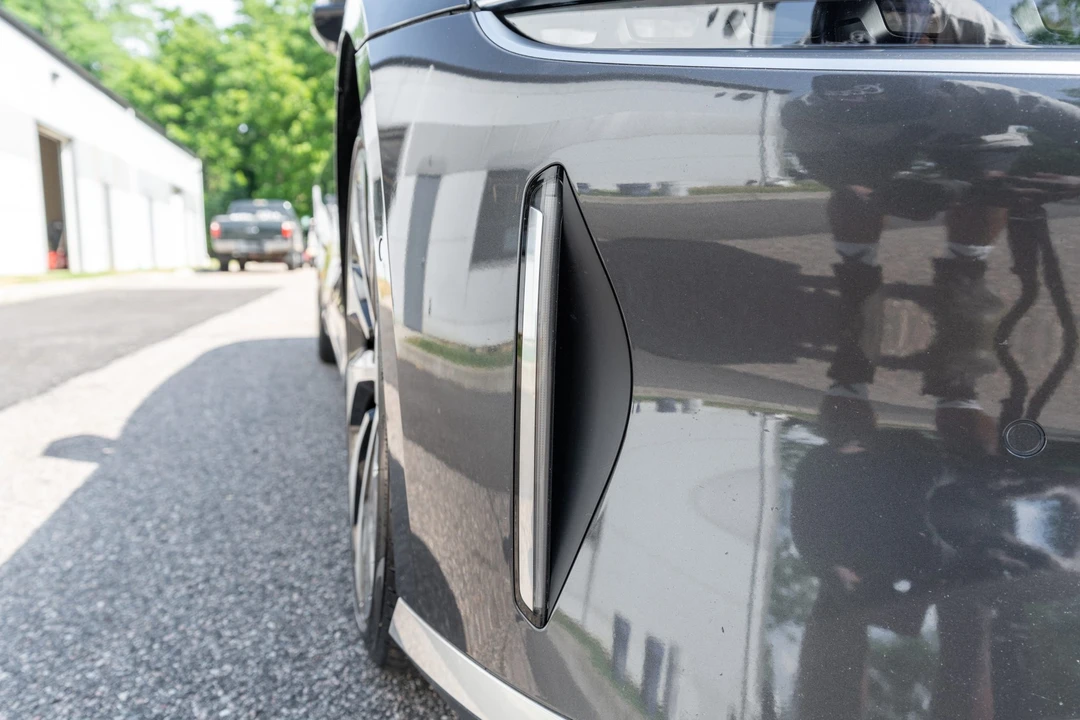 2023 Lucid Air - Image 29 of 31