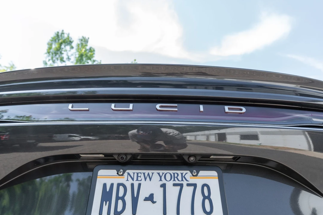 2023 Lucid Air - Image 21 of 31