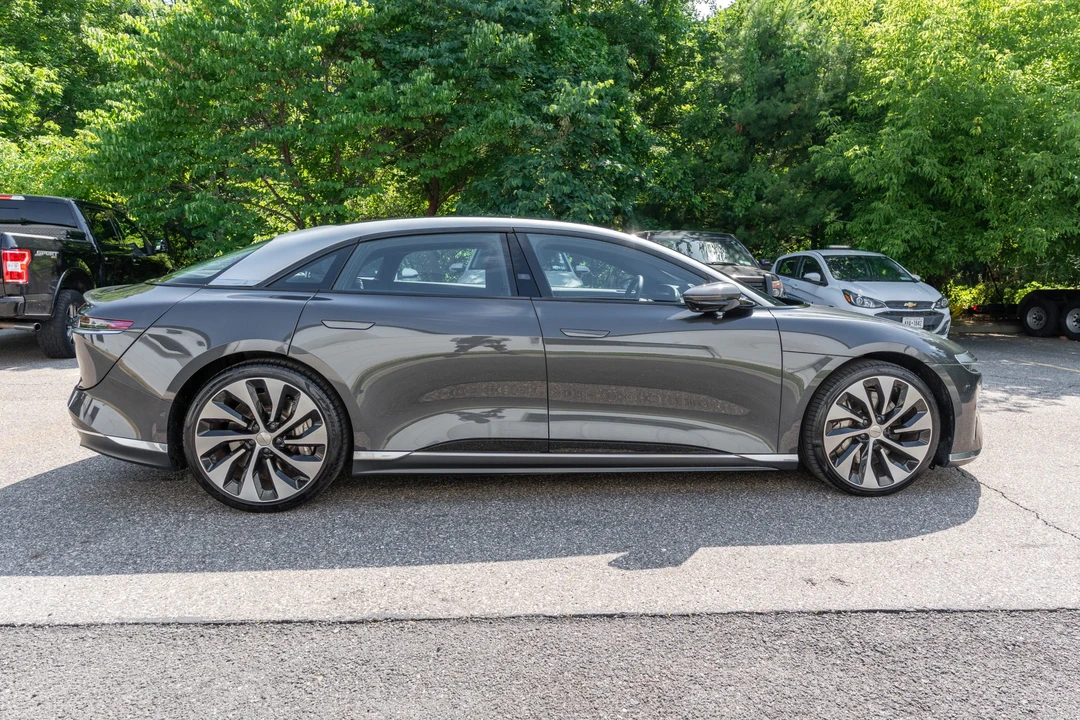 2023 Lucid Air - Image 5 of 31