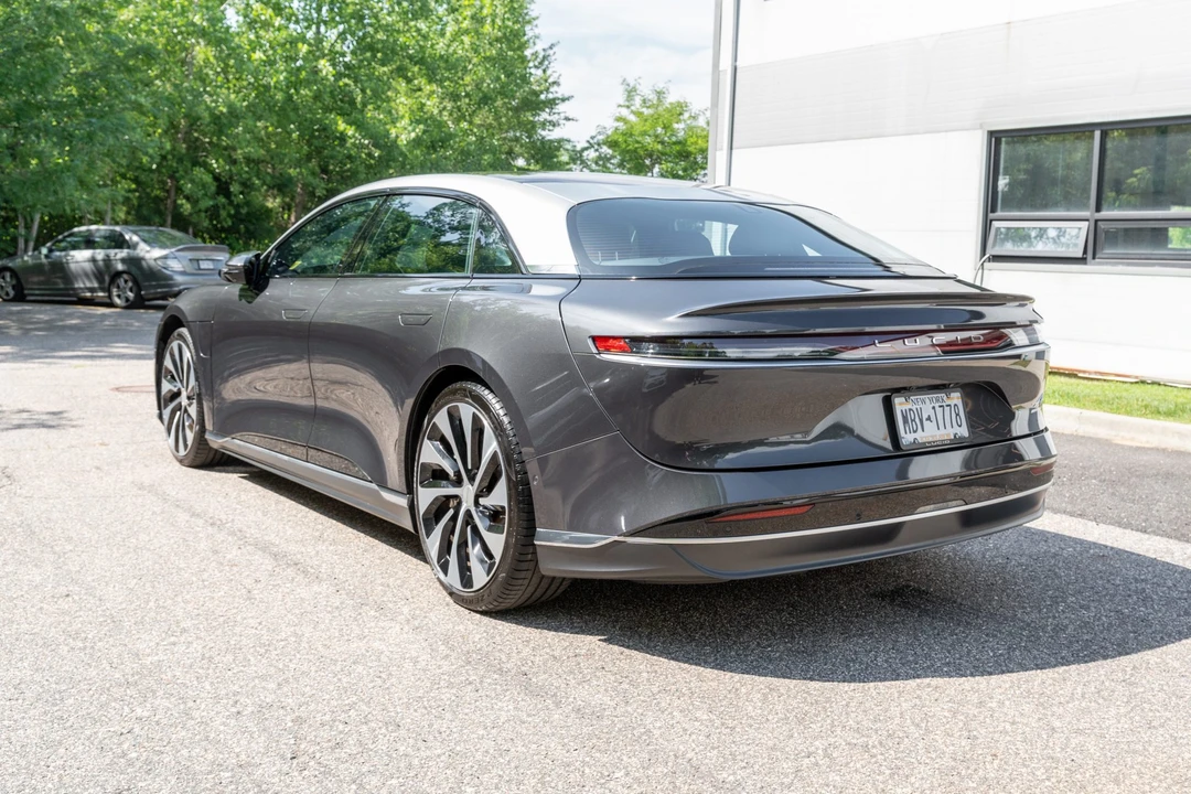 2023 Lucid Air - Image 9 of 31
