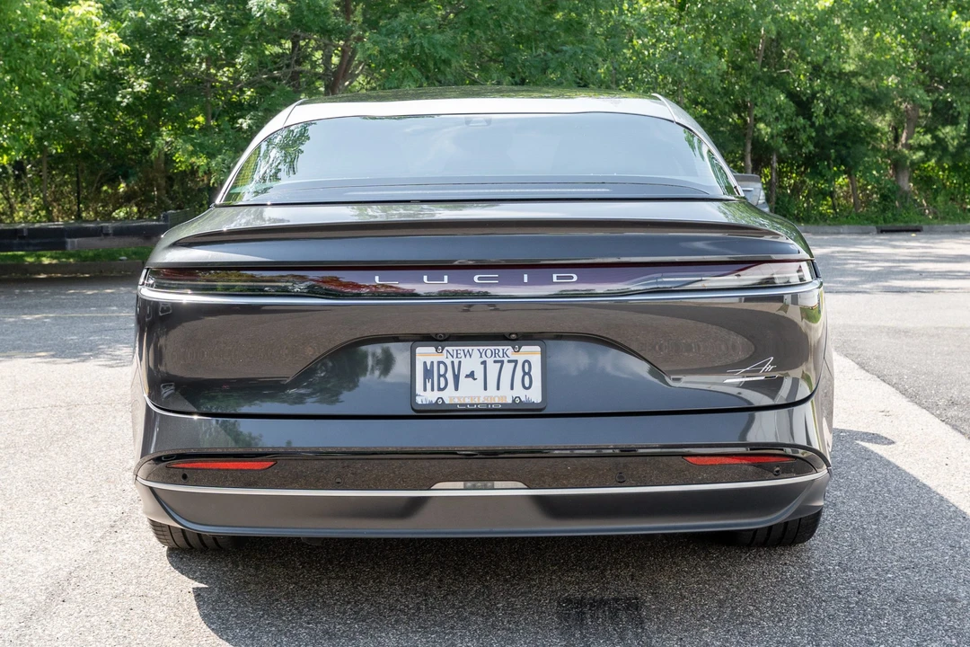 2023 Lucid Air - Image 7 of 31