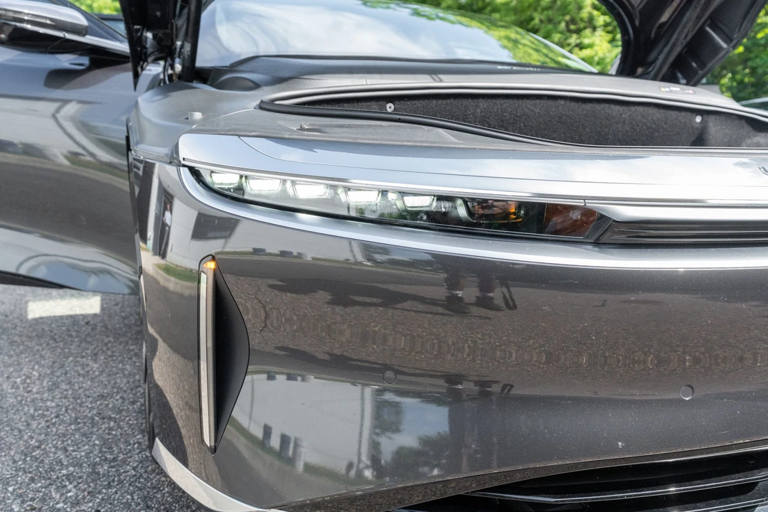 2023 Lucid Air - Image 27 of 31