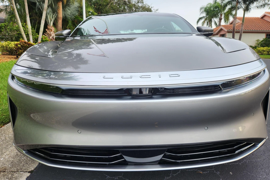2023 Lucid Air - Image 2 of 31