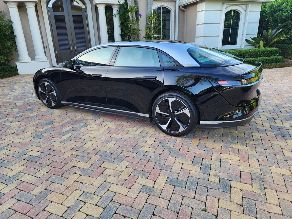 2023 Lucid Air - Image 3 of 24